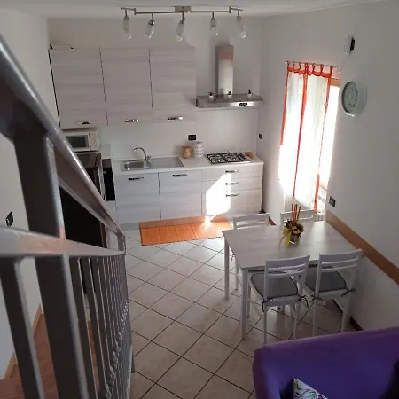 Little Flower Apartman