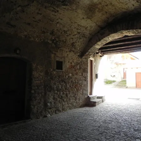 Little Flower Apartman *