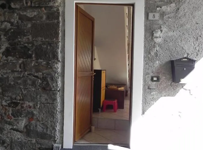 Little Flower דירה