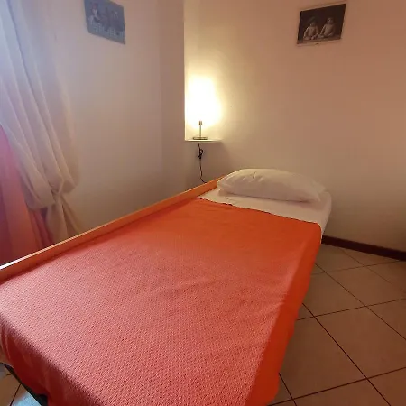 Little Flower Апартаменты *