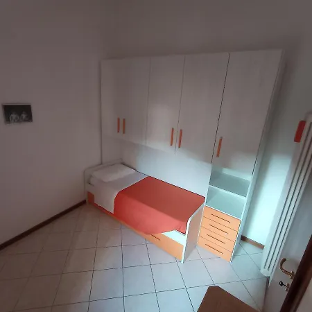 Little Flower Домазо